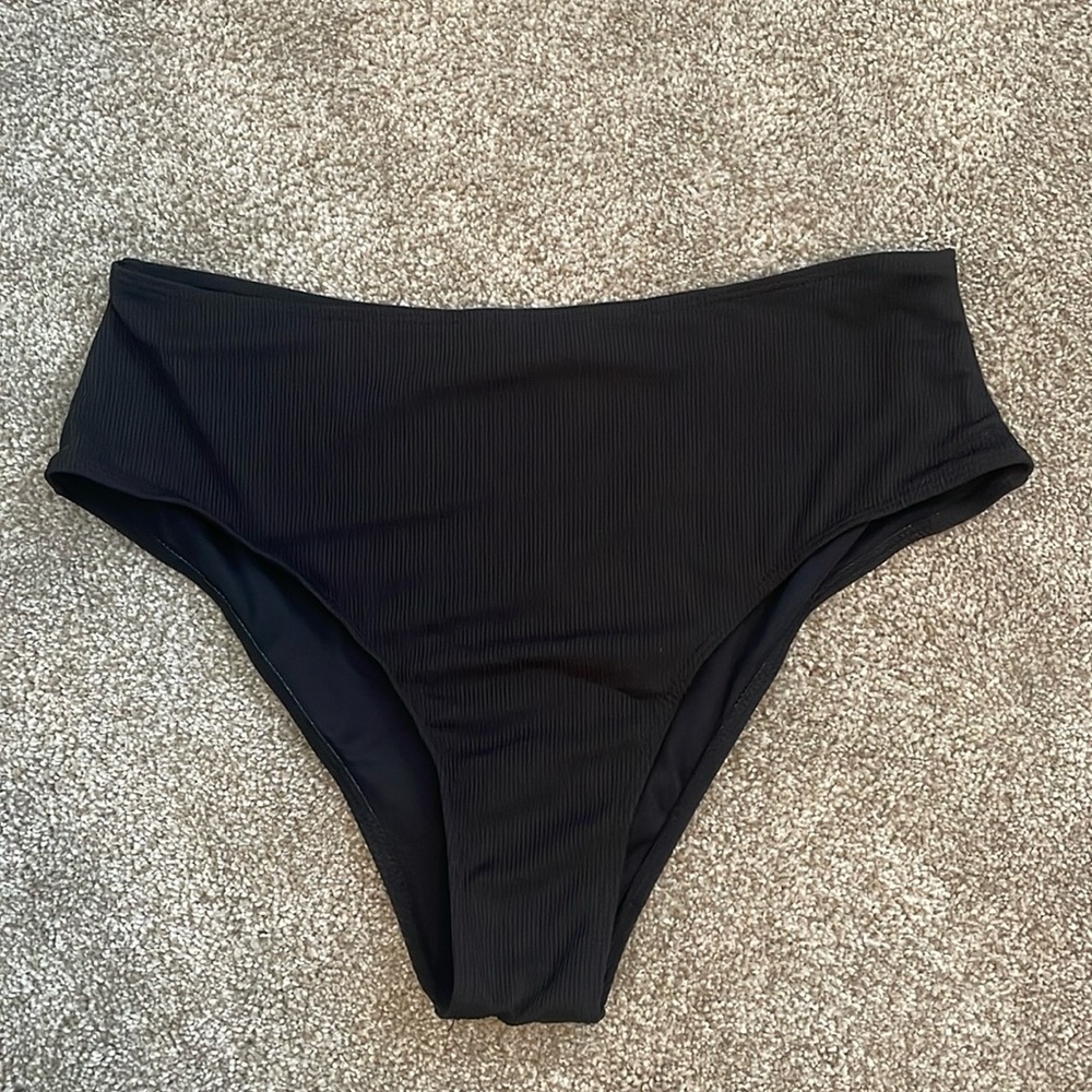 Black bikini bottoms- Size 1XL. NEW!